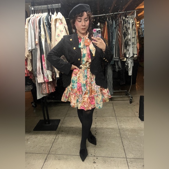 🟠201B. Scalloped Blazer Suit Set - Black - Picture 10 of 10